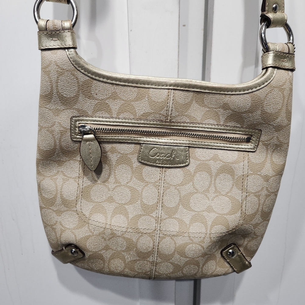 Coach Vintage Shoulder Bag, and wallet Signature, Beige, M1073-F15704 - Picture 3 of 16